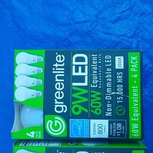 LED lightbulbs Greenlite 9W 60W Brightness 800 lumens Engery Saver Star 8 bulbs